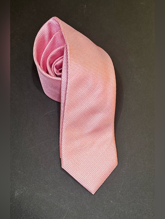 Charles Tyrwhitt Other - Charles Tyrwhitt Pink 100% Silk Tie Textured Solid Woven Jermyn St Luxury